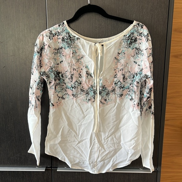 Club Monaco silk top - Picture 3 of 3